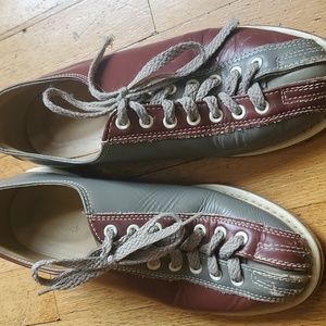 Vintage bowling shoes size 7